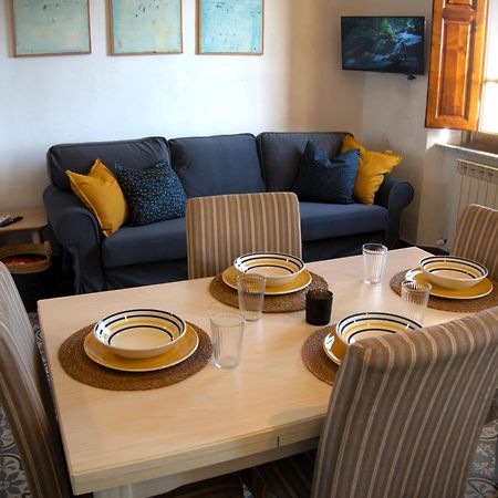 Appartamento Via Grandi - Free Gated Parking - 5 Minutes From Center Лукка Экстерьер фото